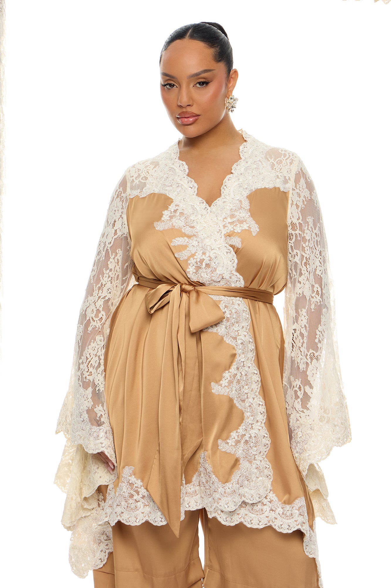 Cathryn Lace Satin Kimono - Gold