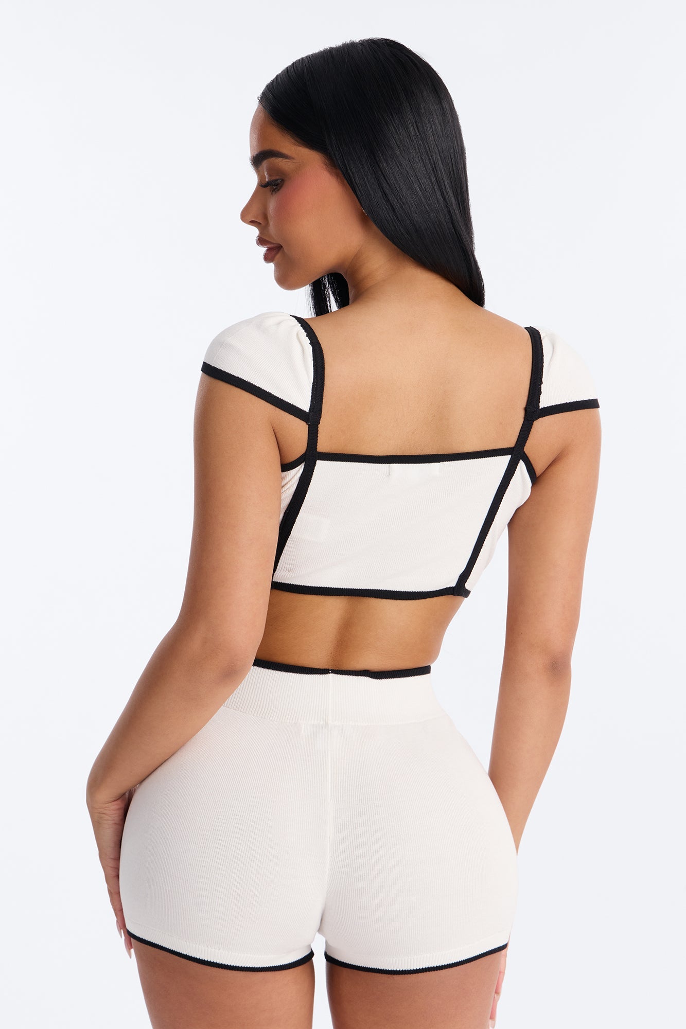 Dariana Sweater Micro Short Set - White