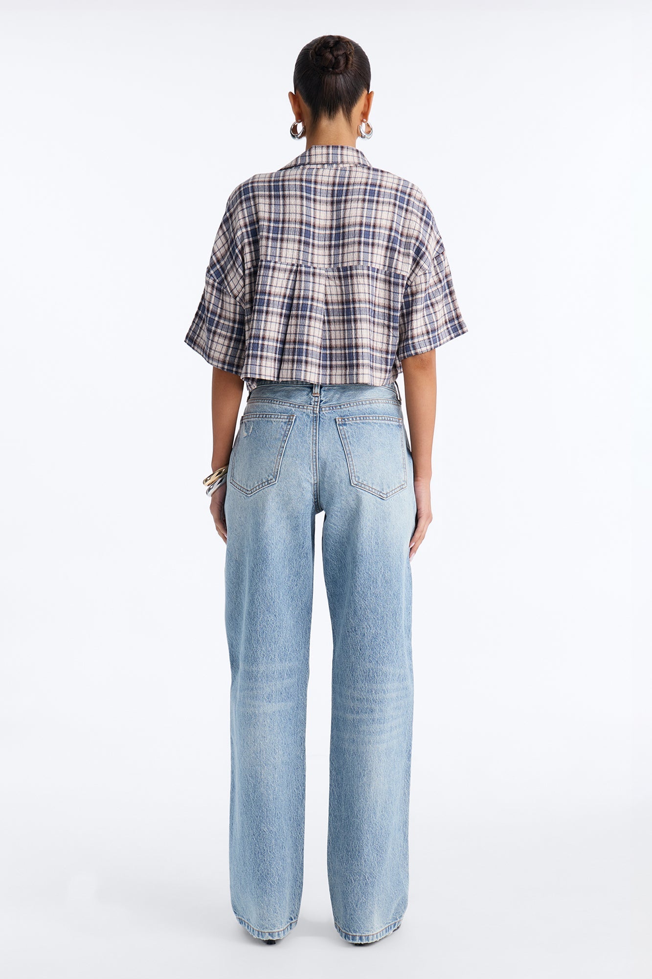 Feeling A Way Ripped Straight Leg Jeans - Light Wash