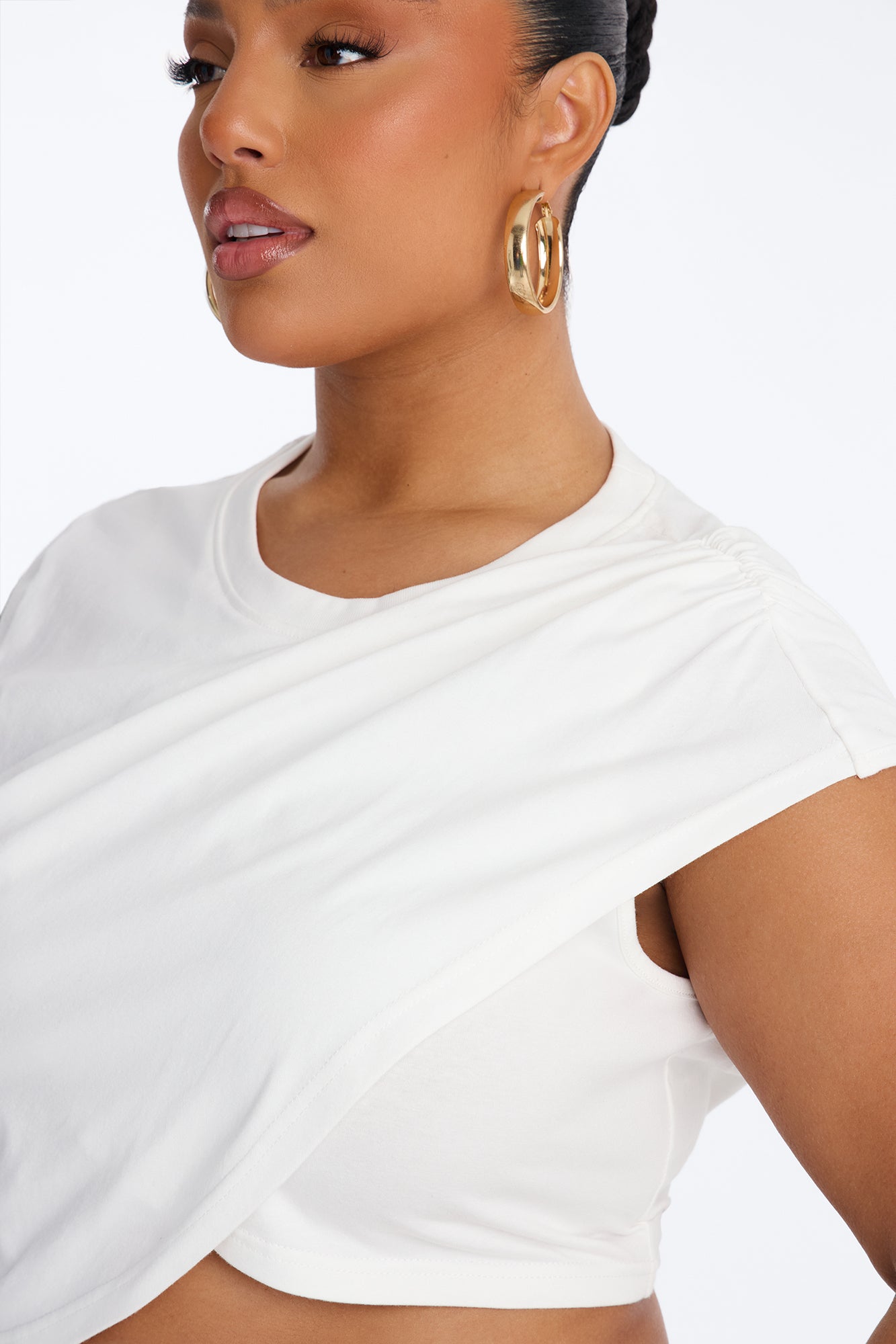 Unbothered Asymmetrical Short Sleeve T-Shirt - White