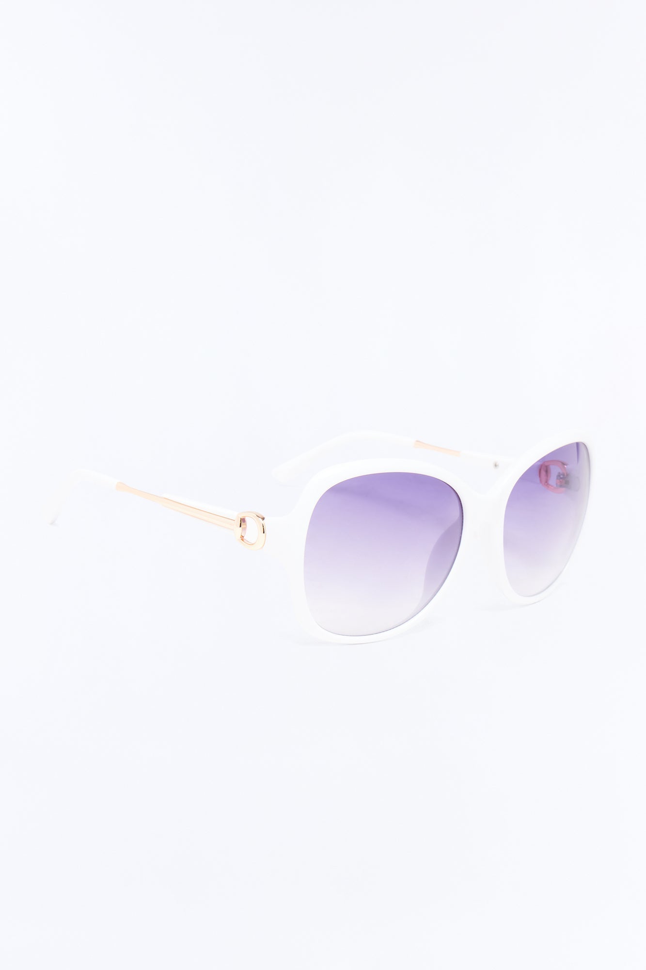 She's Bugging Out Sunglasses - White/combo