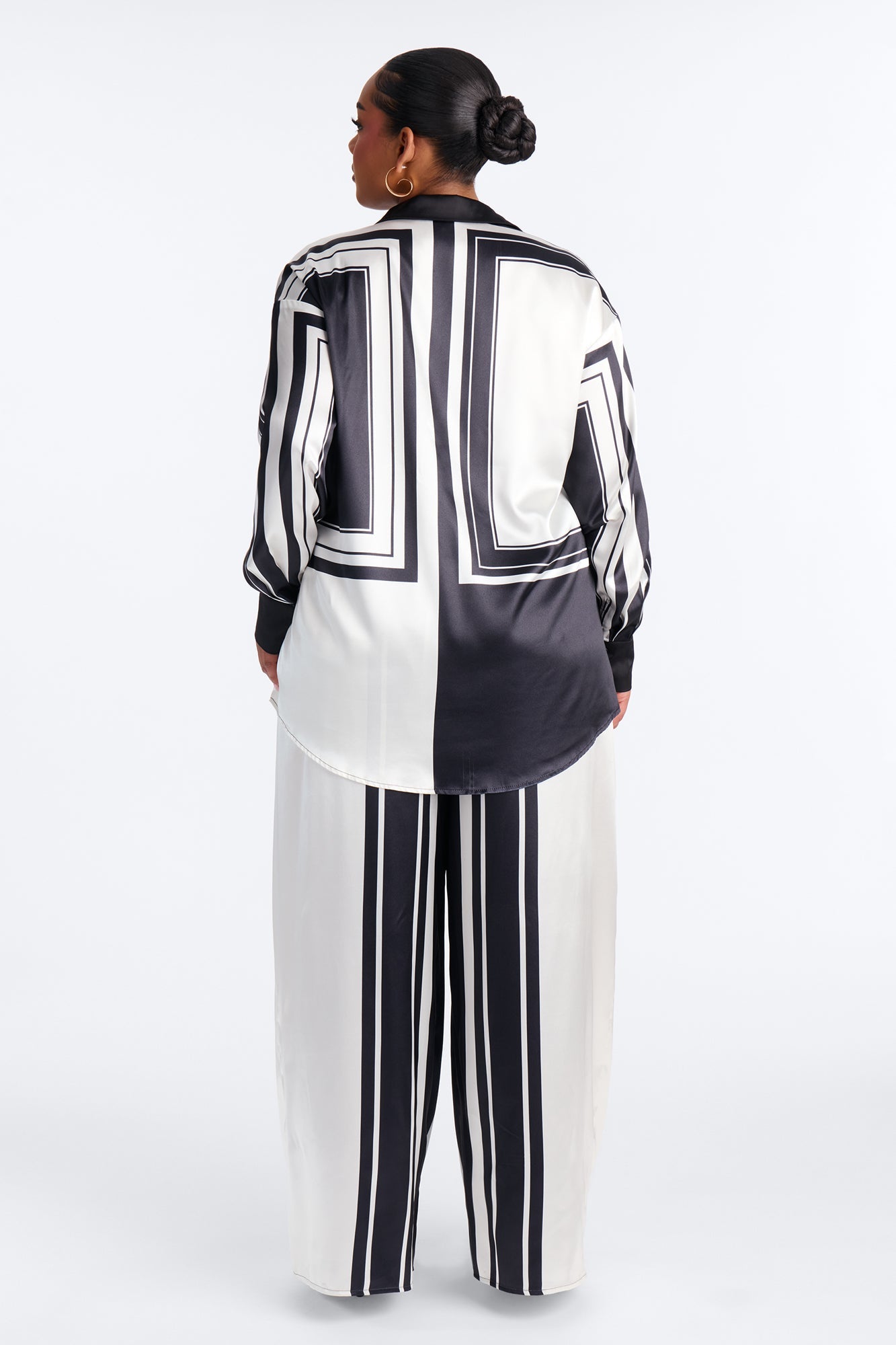Amara Geometric Satin Pant Set - Black/White