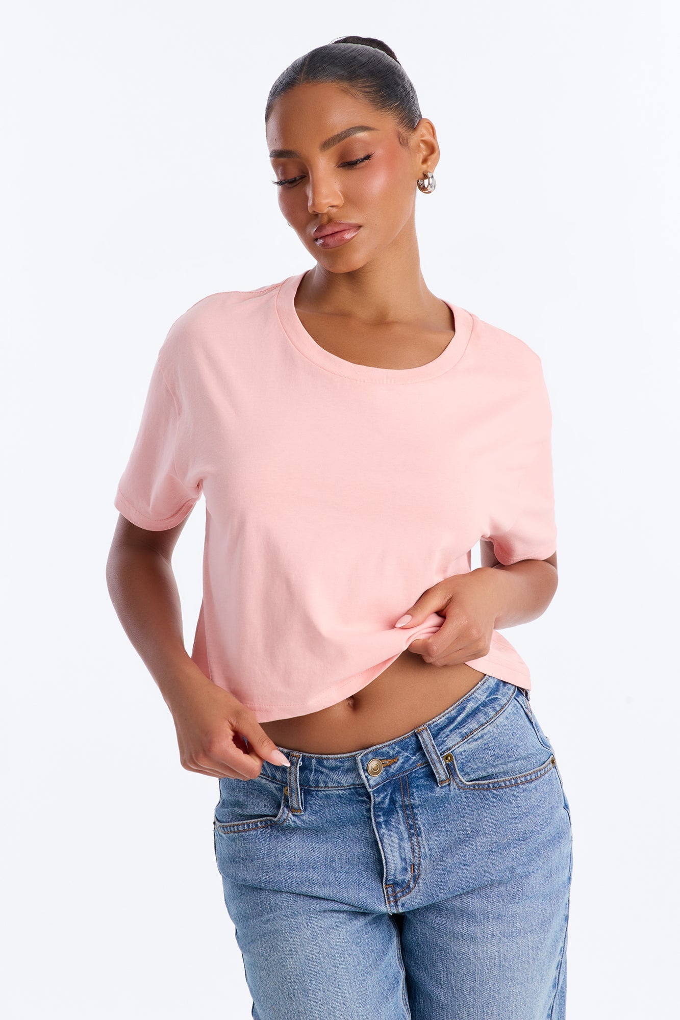 Simple And Modern Cropped Tee - Rosette